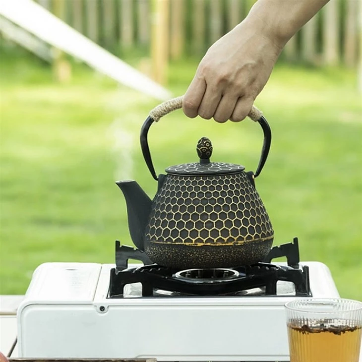Teapot Iron Black